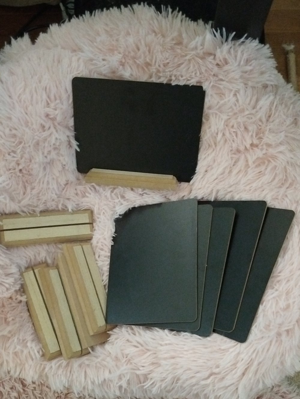 Black Sign Display Stand Set with Wooden Holders-6 Signs/Holders